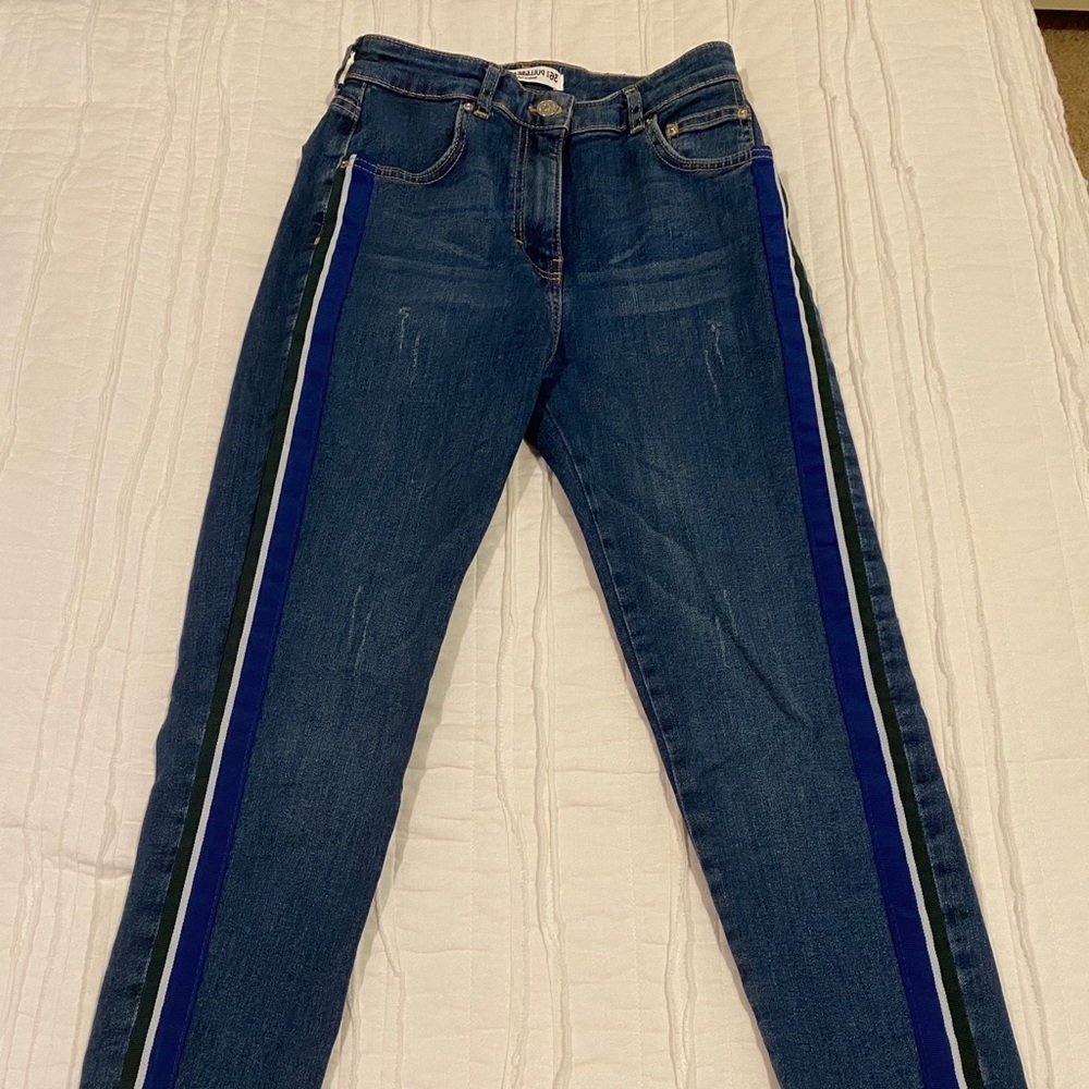 NEVER WORN PULL&BEAR JEANS SIZE 26